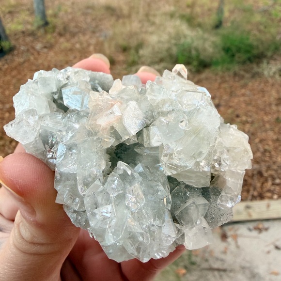 Apophyllite with Stilbite Zeolite – IndiaHigh Vibration Crystal Cluster